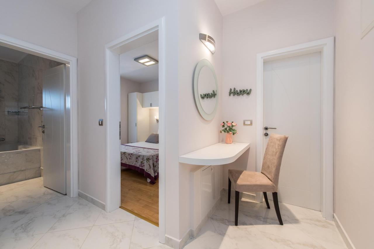 Pool Terrace Sea View Sarkic Διαμέρισμα Novalja Εξωτερικό φωτογραφία