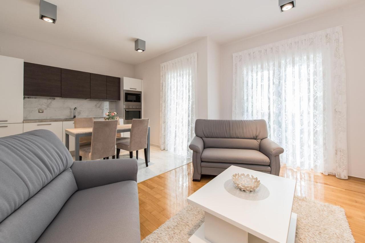 Pool Terrace Sea View Sarkic Διαμέρισμα Novalja Εξωτερικό φωτογραφία